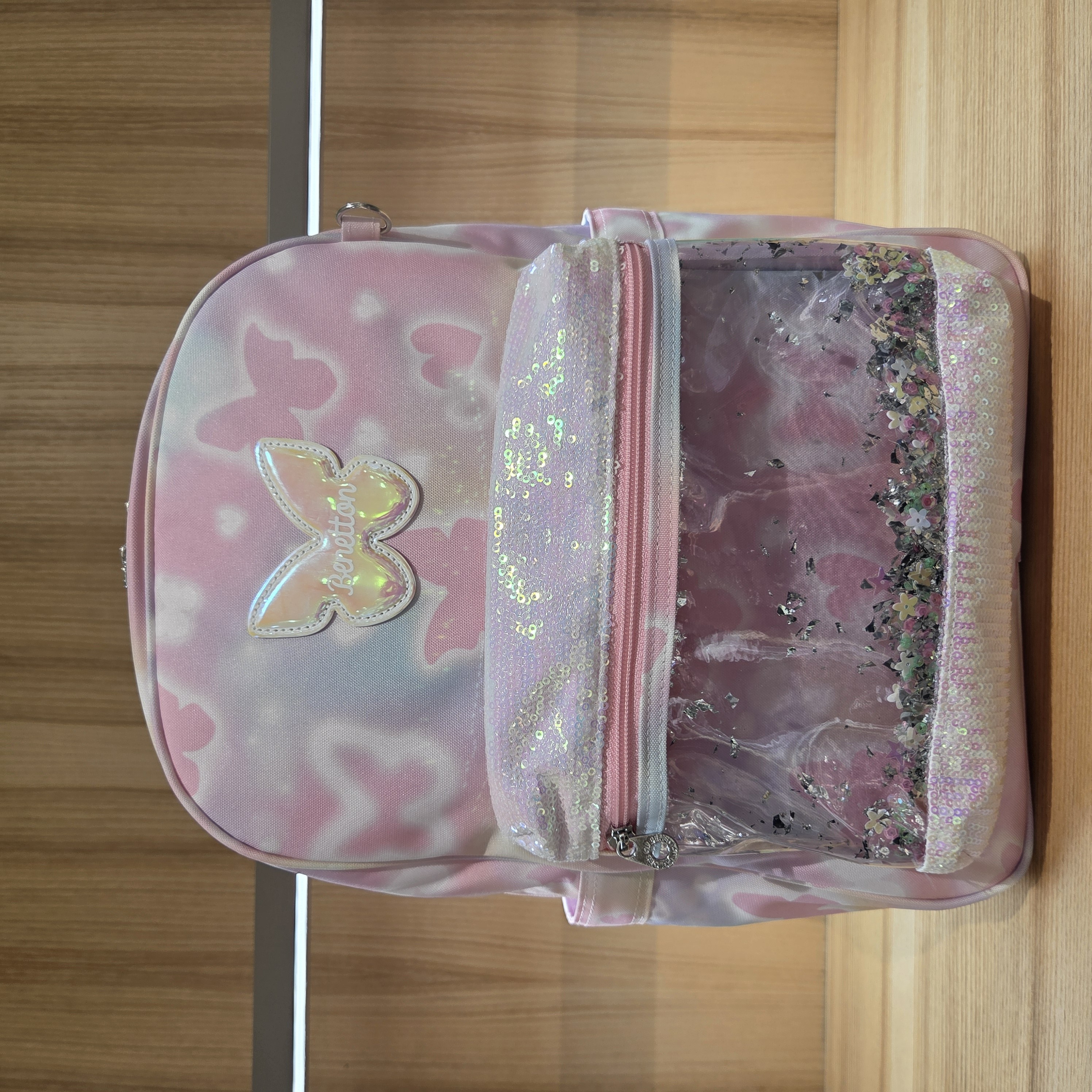 [아동/베네통키즈]  초등 신학기 책가방 여아 나비 패턴 책가방 가볍고 어깨에 부담이 적은 편안한 백팩 44,700원