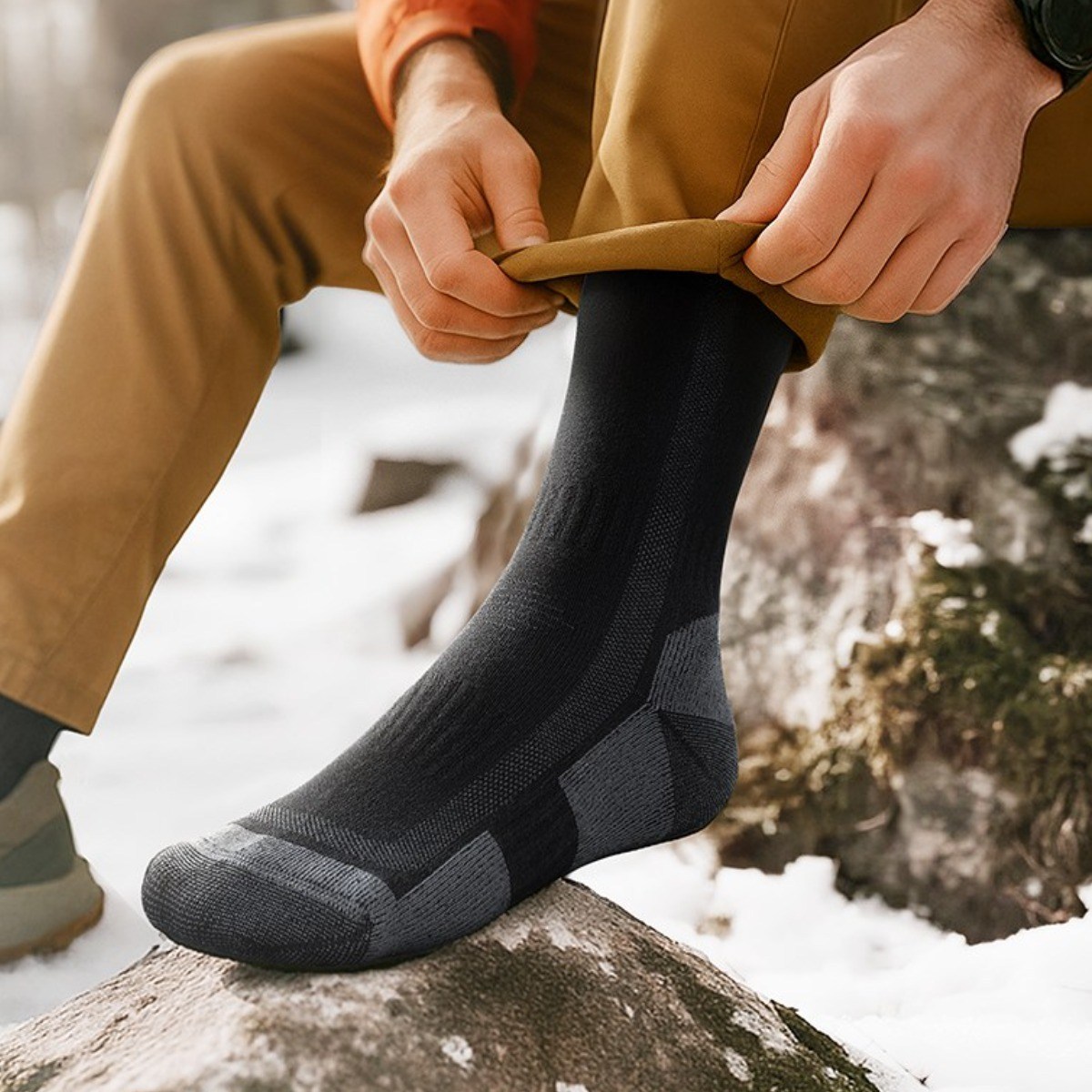 서설 메리노울 양말 남녀공용 보온 양말 아치 보조 하이킹 작업 등산 아웃도어 통기 흡습배한 울 양말 3켤레, 블랙, 1세트 19,800원