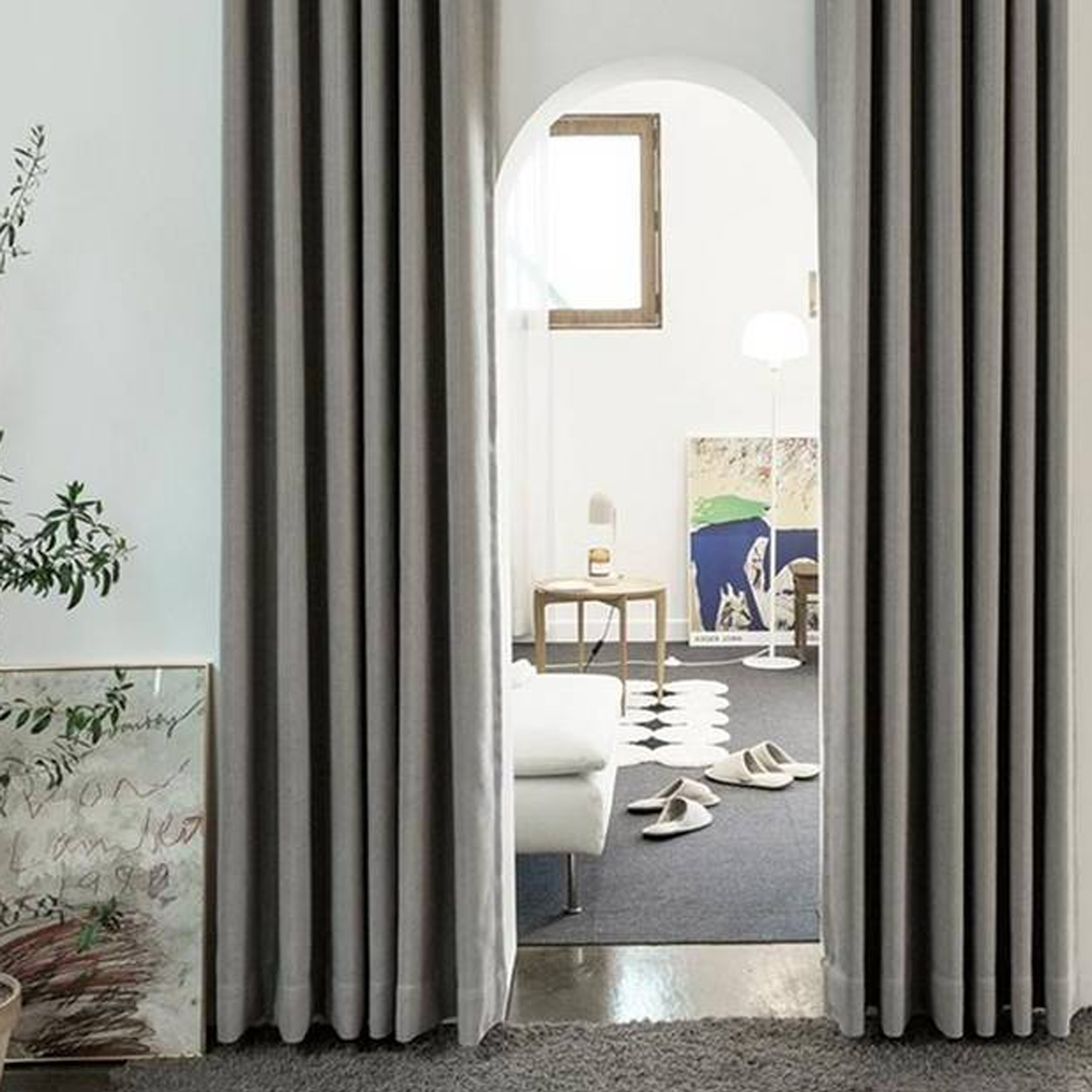 nuguna 미드나잇 형상기억 아일렛 커튼 2p 113,800원