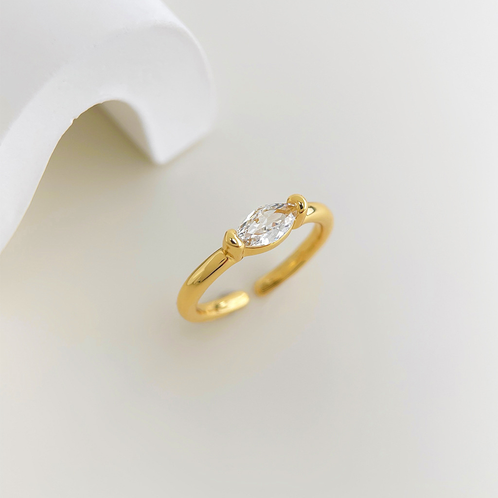 Ramlove 18K 오픈 여성 반지 큐빅 라이크 심플 패션 선물 발암물질 미포함 도금 CJR-SS9031 39,980원