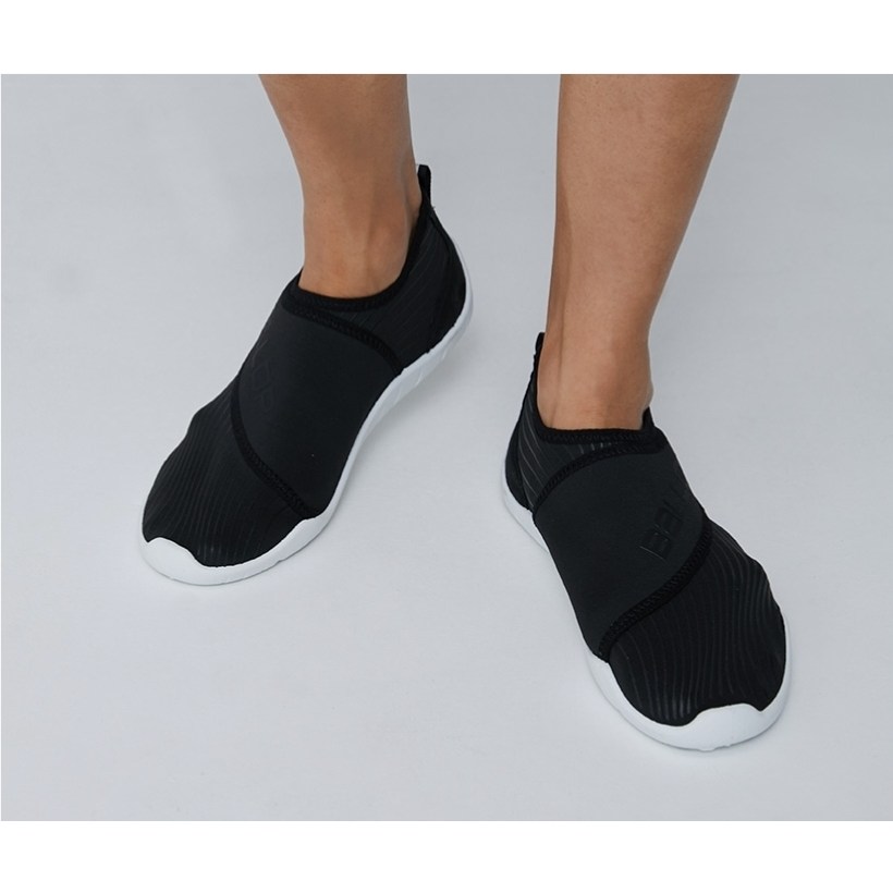 밸롭 [NC13밸롭] "여행을 떠나자"  남녀공용 아쿠아 슈즈 모비딕  BA02010184  블랙 29,000원