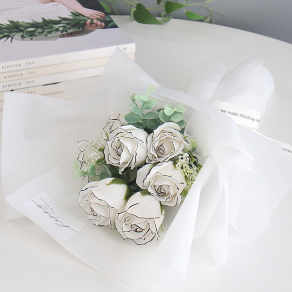 모리앤 조화 비누꽃 장미꽃다발 대 13,950원