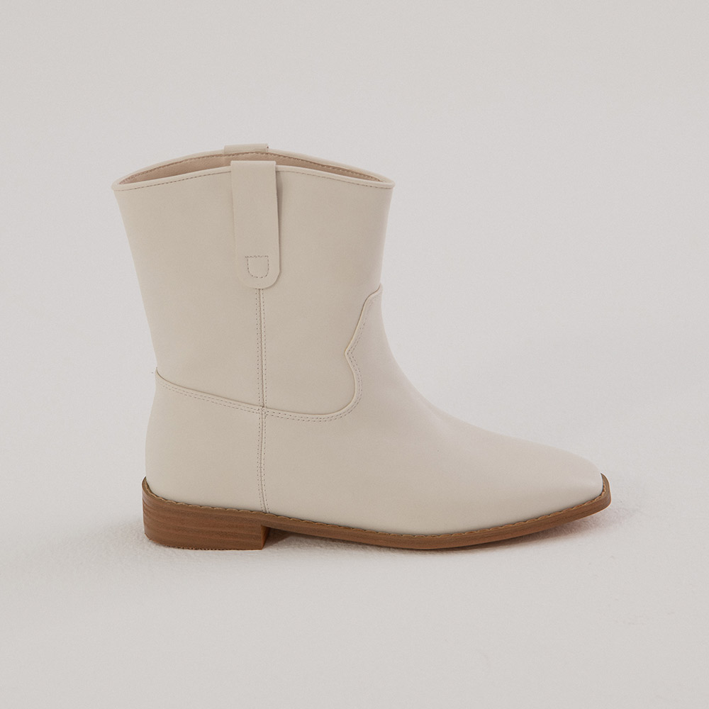 [3TYPE 빅사이즈] 오비누크 레브 가죽&스웨이드 하프미들부츠 웨스턴부츠 3cm 49,800원