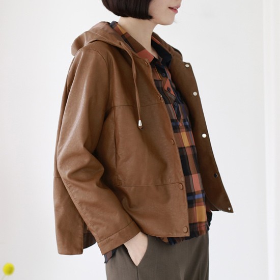 [간절기필수템/후기폭발/지금부터 봄까지 입는 자켓]보보시 레더 후드 자켓 /모임룩/외출룩 KJK110 55,800원