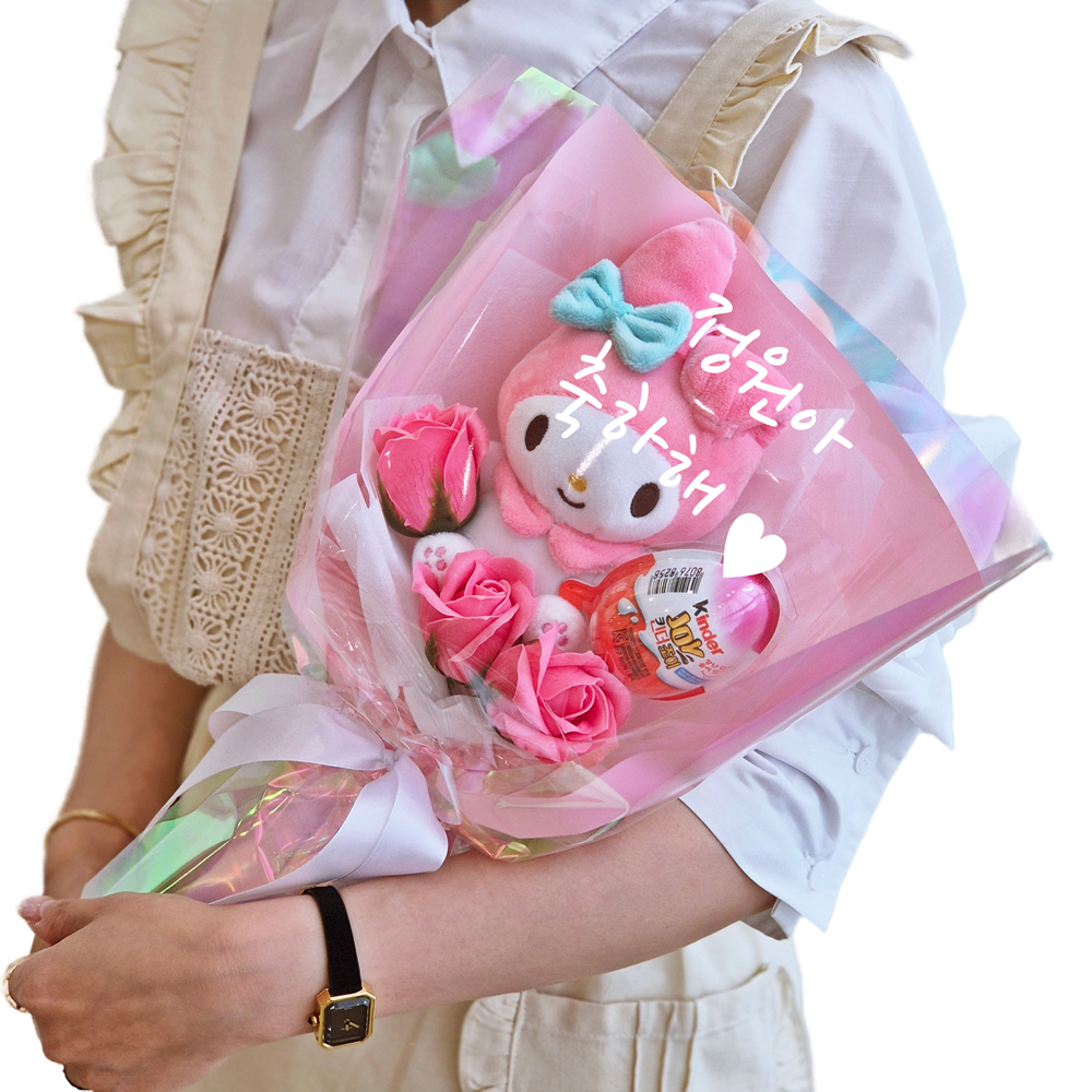 내맘대로 쓰는 산리오 홀로그램 인형 꽃다발 장미 시나모롤 쿠로미 마이멜로디 선물 23,500원