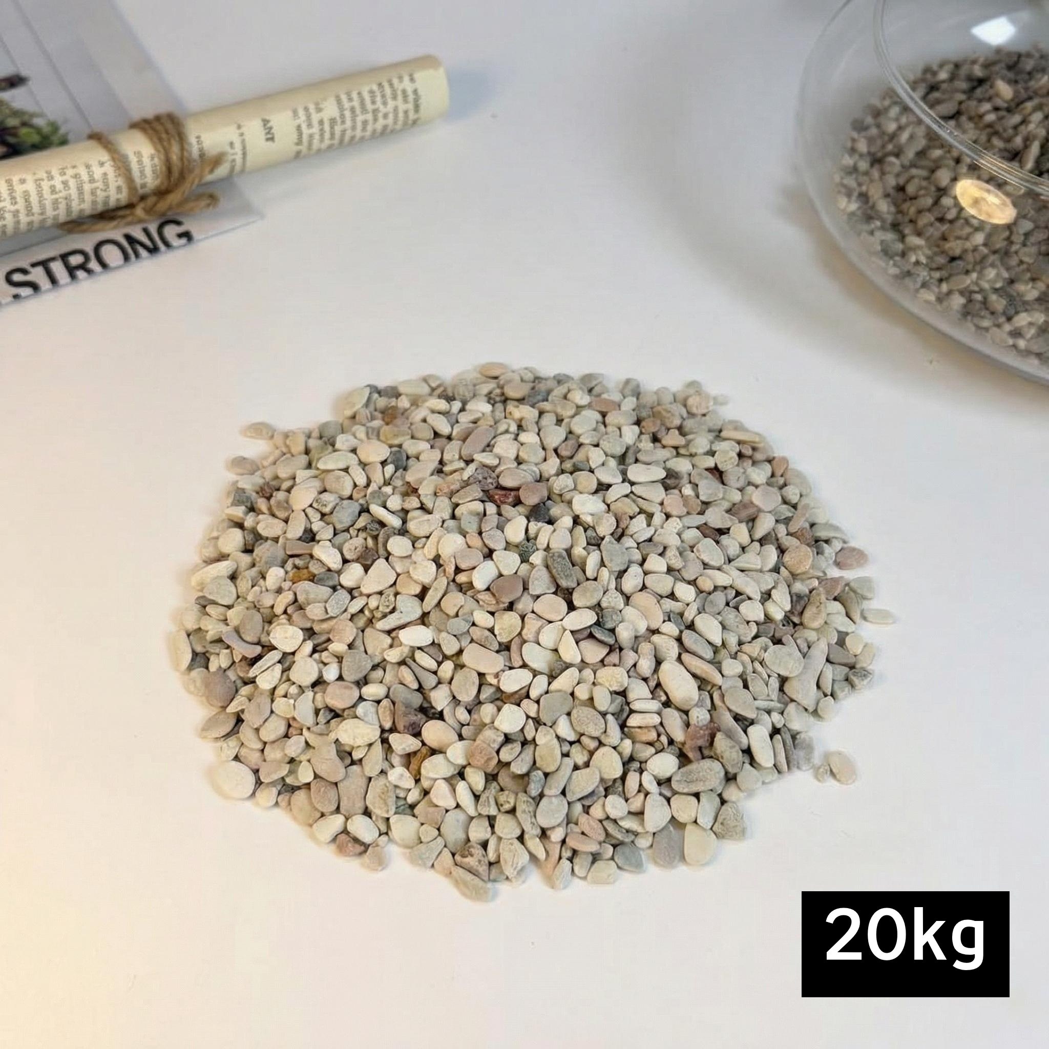 프리미엄 콩자갈 베이지 그린, 1개, AK콩자갈, 2-5mm, 20kg 26,000원