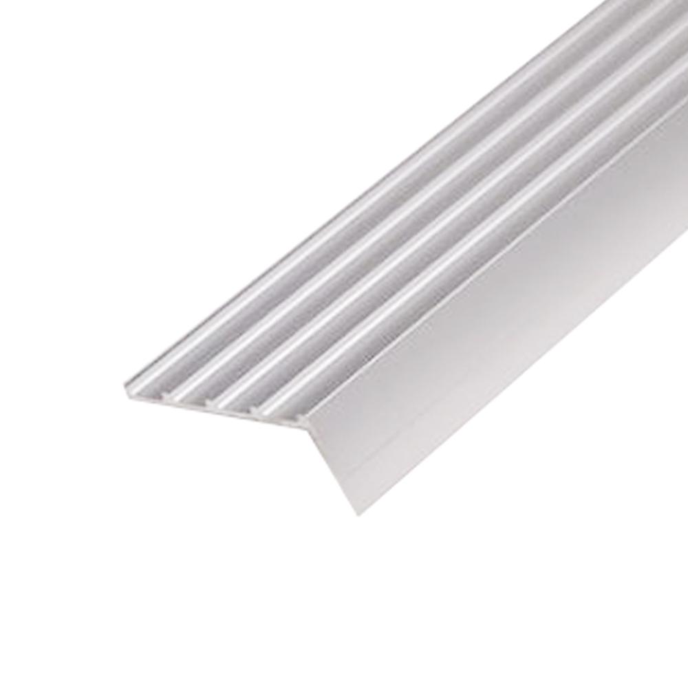 (재단가능) 구형 알루미늄 논슬립(50mm) 2사이즈(2.4M,3M) _철물 몰딩 마루몰딩 바닥타일 타일마감 마감재 꼼꼼이 코너비드 ㄱ자 계단미끄럼방지 24,500원