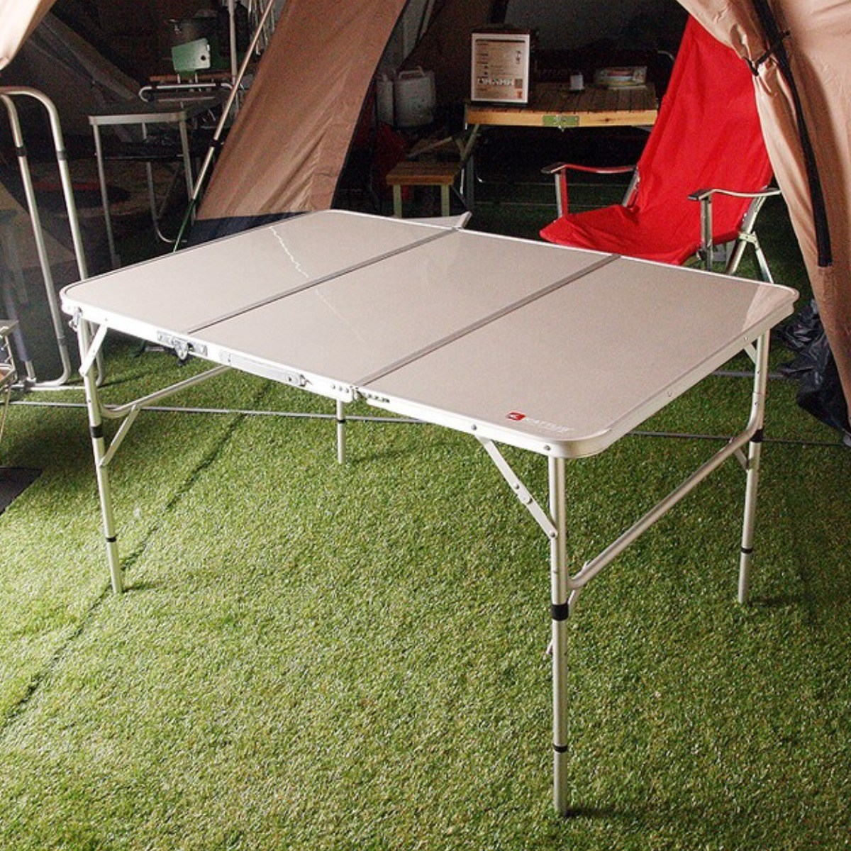 KATTUS 캠핑테이블 테이블 사이즈 120x80cm 68,000원