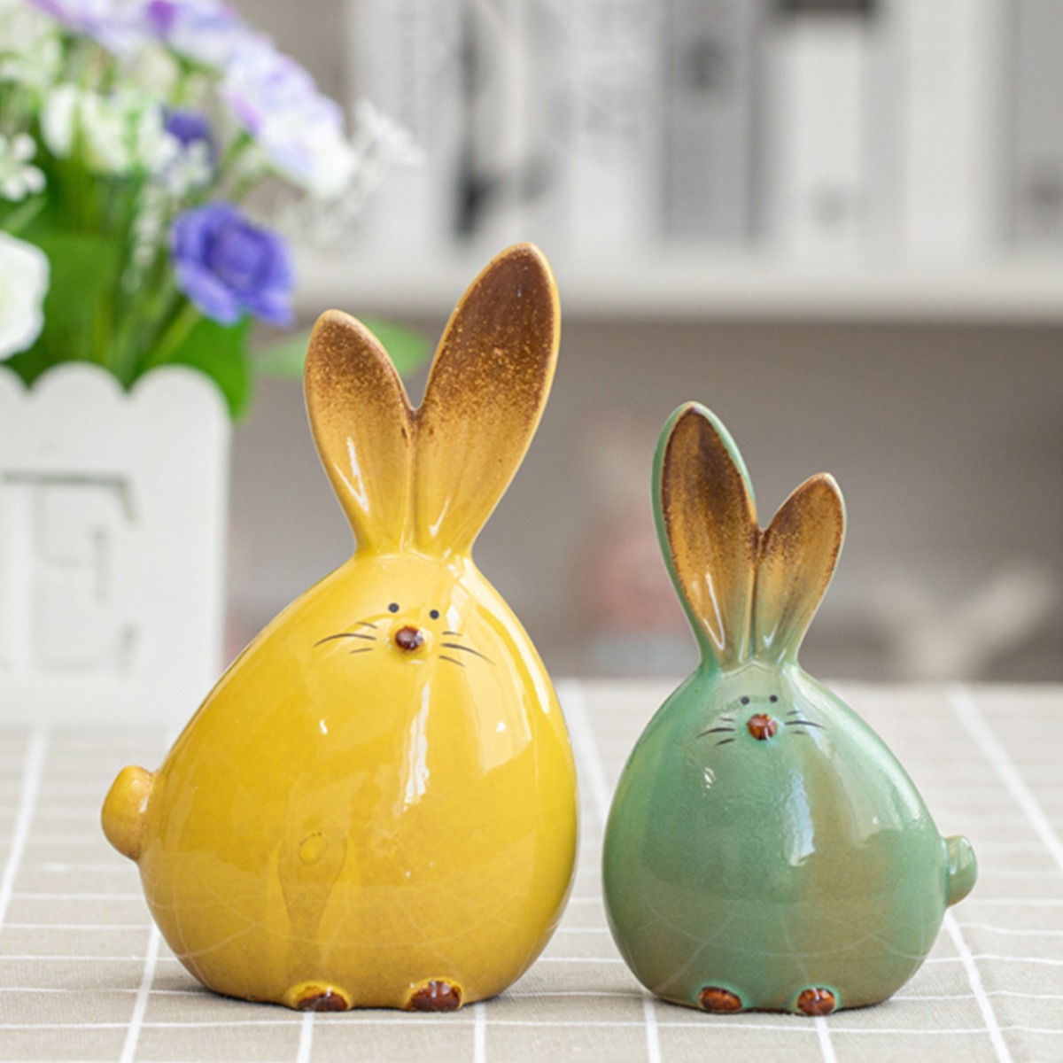 토끼 도자기 2P세트 선반장식 인형 마당 거실 원룸 선반 장식품 집들이 생일 선물 인테리어 소품, 혼합 16,900원