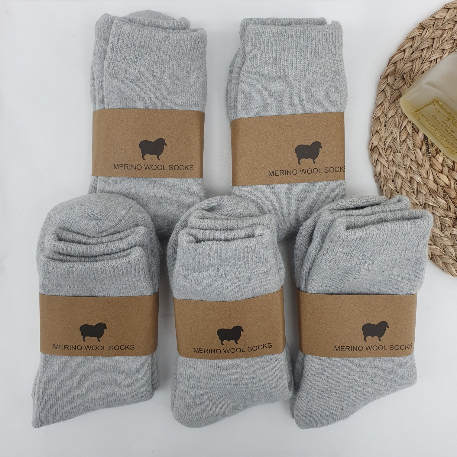 남녀공용 리얼양모 보온양말 울양말 방한양말 따뜻한 양말 5족세트 메리노울 등산양말 수면양말 두꺼운양말 기모양말 14,900원