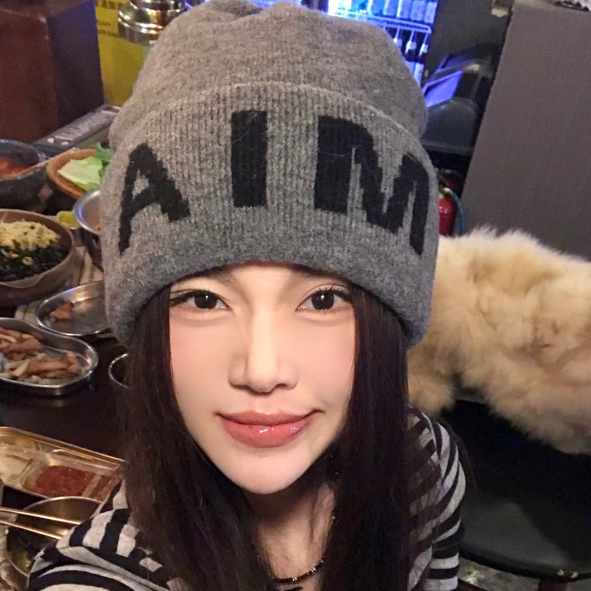 여성 모자 패션 자수 비니 방한 포근한 니트 모자 double in in ACC1647 23,040원