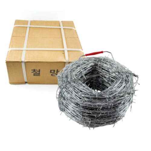 가시철조망 길이 100M 무게 8.5kg 아연도금 철망 울타리 가축망 담장 방범 바리게이트, 1개 29,700원