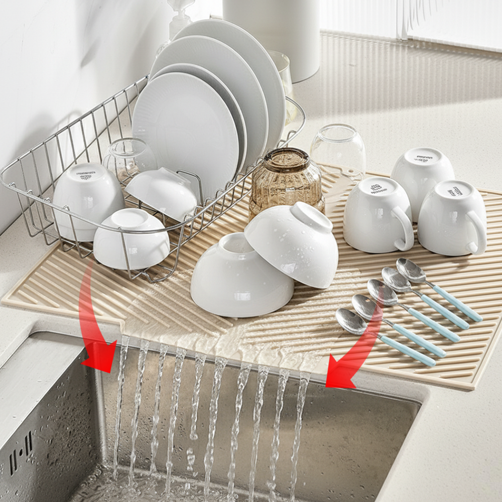 홈앤로그 빠른배수 미끄럼방지 실리콘 식기 건조 매트 6,500원