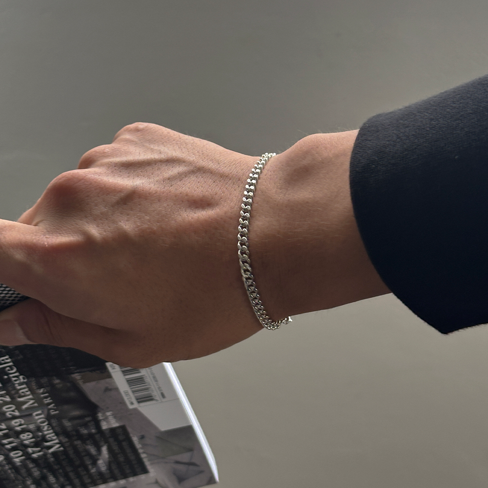 순은 국내생산 실버925 남자은팔찌 커플은팔찌 실버체인팔찌 커브체인 S,M 86,900원