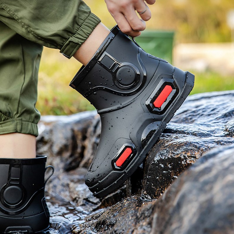 TIMEPURE 신상 남성용 레인부츠 배달 기사 전용 중간 통 미끄럼 방지 방수 레인부츠 주방/세차/낚시용 고무 신발 25,900원