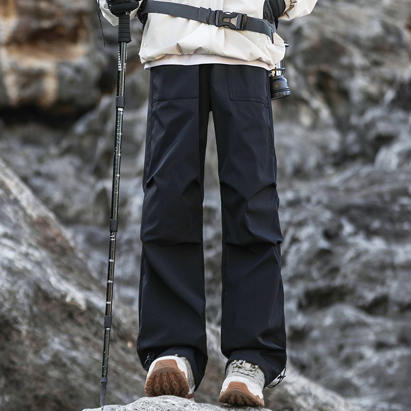 SMOPIG 아웃도어 등산 바지 방수원단 널찍하다 밑단 스트링 조절 트레이닝 캐주얼 바지 24,800원