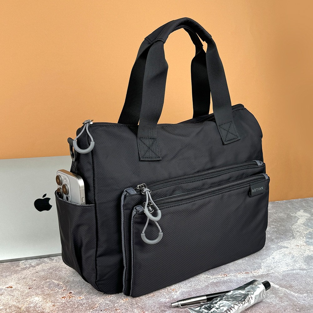 예멋 남자 캐주얼 크로스백 미디엄 중형사이즈 실용적인 크로스가방 옆으로매는가방(중) 29,800원