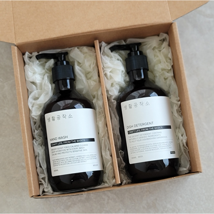 [스티커 제작 완포장] [생활공작소 브라운 핸드워시 + 주방세제 세트] 개인 단체 기관 행사 선물, 1세트, 브라운 8,600원
