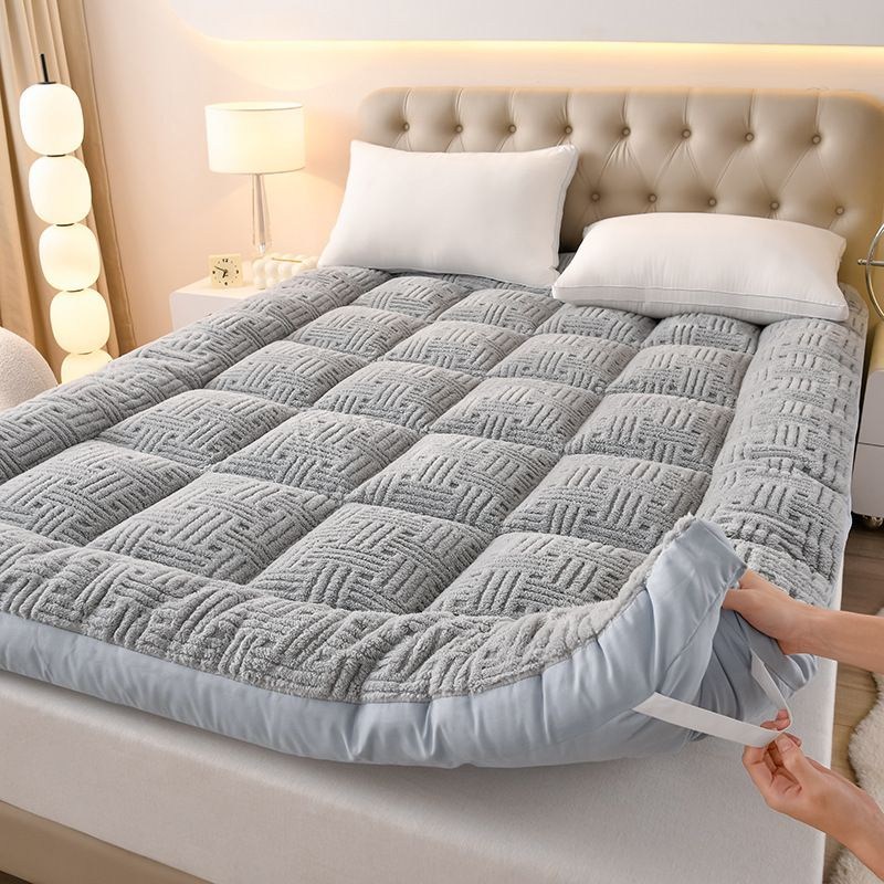 가남 극세사 매트리스 폭신폭신 바닥 수면 매트 사계절 토퍼 매트리스, 회색 34,900원