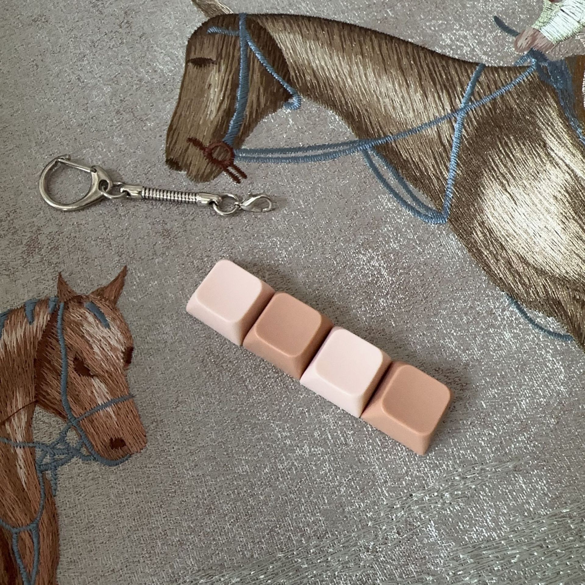 일자형 감압 4키 기계식 키보드 시험 축기 마카롱 키 캡 압축 해제 키 링 유등 천진시노 15,270원