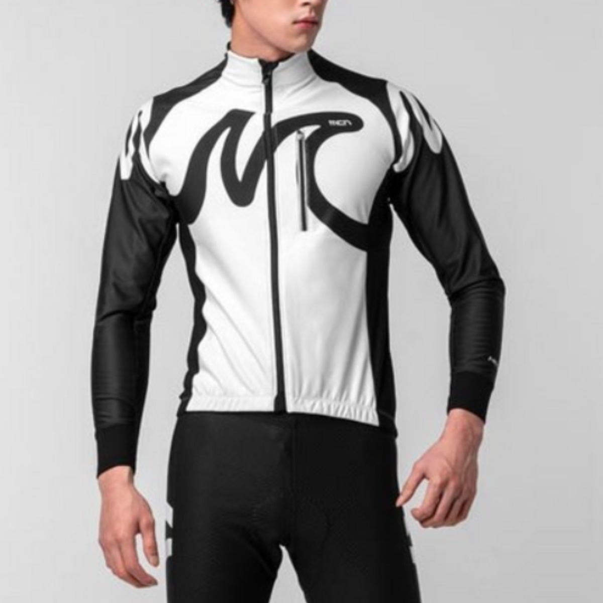 MCN 모노크롬 방풍발수 긴팔져지 자전거 의류 기능성 사이클 상의 방풍방한 극세사기모 자외선차단 고기능성 200,000원