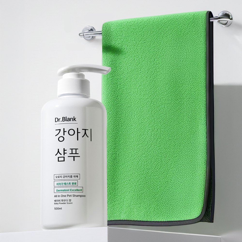 닥터블랭크 강아지 저자극 샴푸 베이비파우더향 + 퀵드라이 목욕타올 세트 17,000원