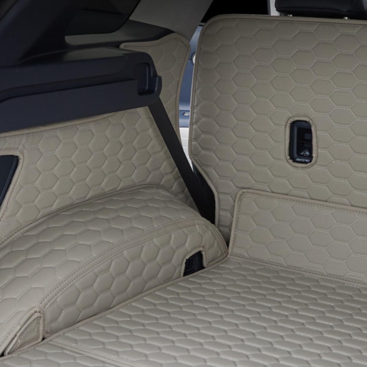 제네시스 GV80 JX1 PE 본투로드 하이브 풀커버 차량용 트렁크매트 99,800원