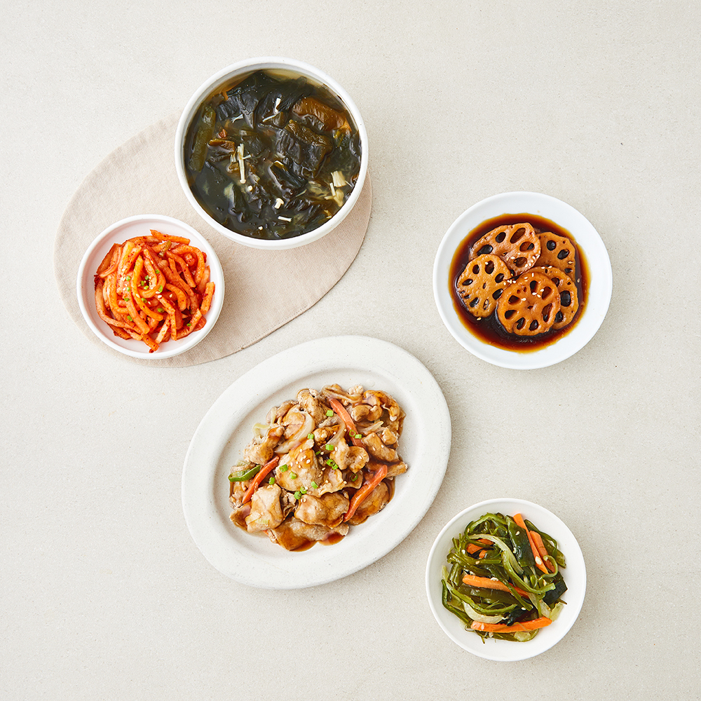 모두의집밥 완벽한한끼 한상차림 식단 2인분 1.13kg 요리1+국1+반찬3p 세트, 1세트 14,900원