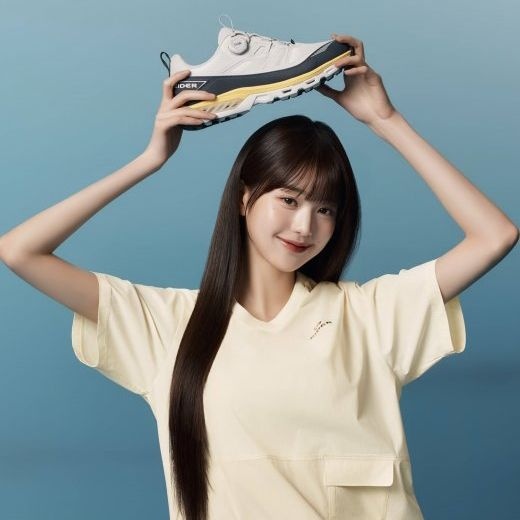 [국내백화점] 아이더 [장원영착용] 퀀텀 에어로 쿠쉬 남녀공용 고어텍스 방수 트레킹화 DUS24G25 DUS24G25JS 피로 제로 109,000원