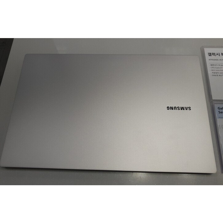 삼성 2022 갤럭시북2 프로 15 3,000,000원