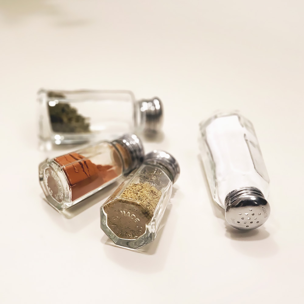 호레카 팔각 레트로 홈카페 파우더통 소금후추통 양념통 14,500원