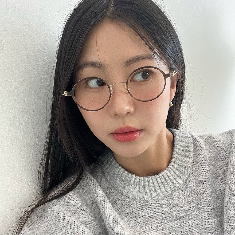 초경량 베타티타늄 블루라이트차단 안경 알작은 라운드 안경테 알러지프리 149,000원