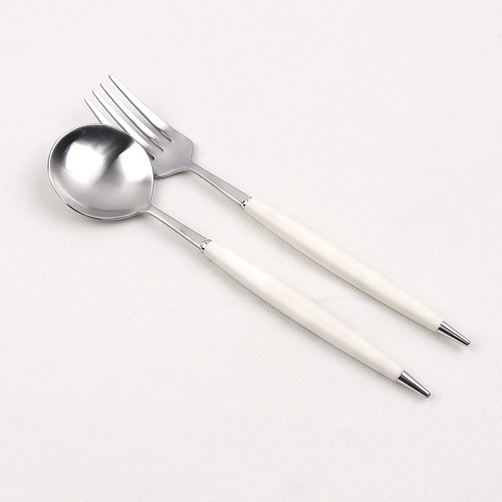 보겐 몽블랑 큐티 커트러리 디저트 스푼 포크 세트 8,300원