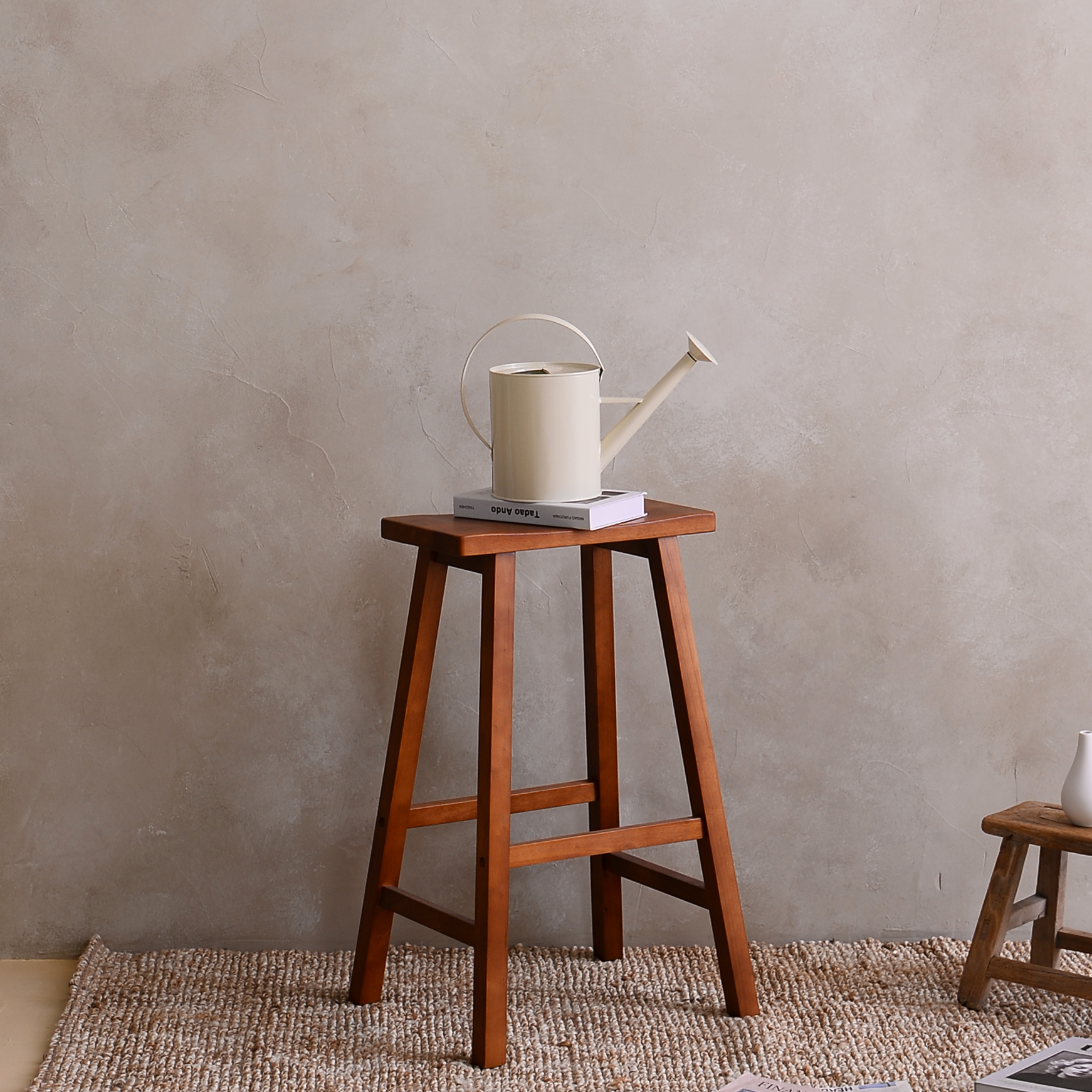 아이코닉하우스 애프터 글로우 바 스툴 43,900원