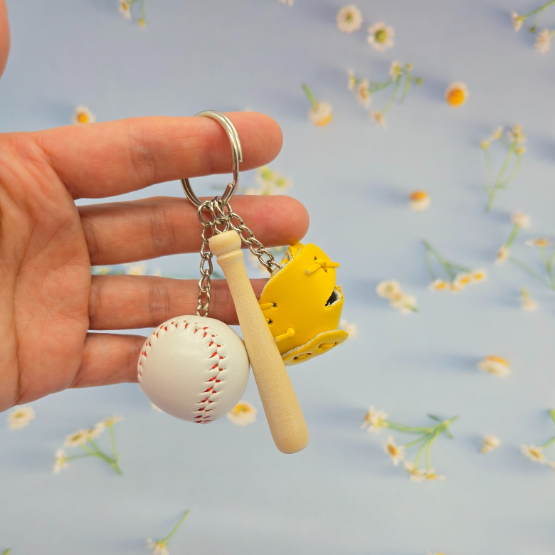 퀸즈아이 야구사랑 키링 스포츠 동호회 키링, 2개, 옐로우 13,900원