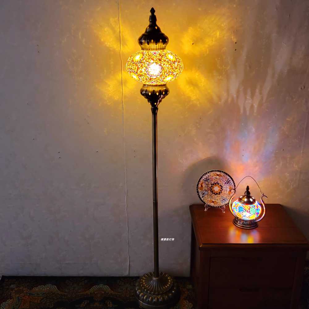 터키 조명 플로어 레트로 스테인 글라스 장스탠드 엔틱 스테인드글라스 램프 스탠드 침실 유리 미니 모로코 106,000원