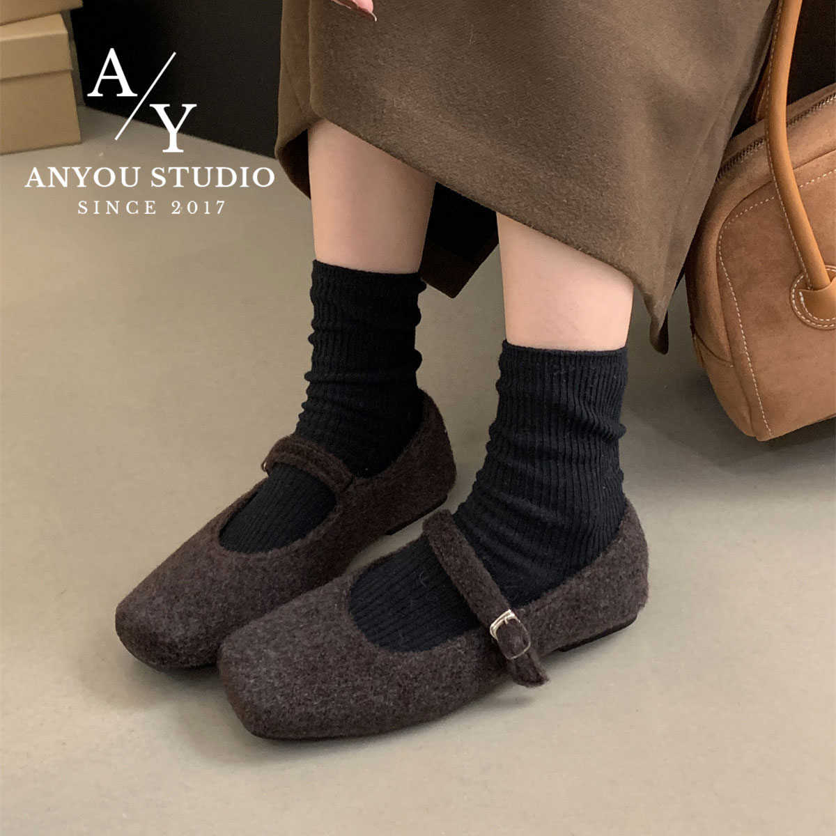 ANYOU 겨울 여성 메리제인 플랫 슈즈 꼼지락 말랑 스퀘어 스트랩 발편한 단화 23,900원