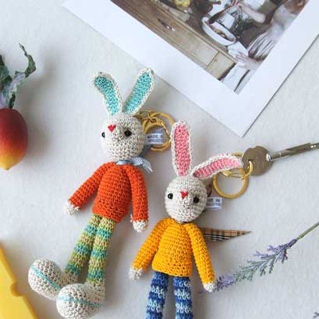 가방 장식 열쇠고리 손뜨게 귀여운 토끼 인형 키링 남자 여성 자동차 예쁜 19,900원