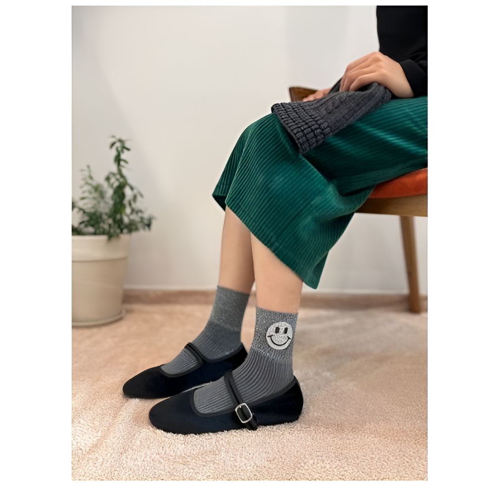 소꿉 스마일 여성 스니커즈 패션양말 15,000원