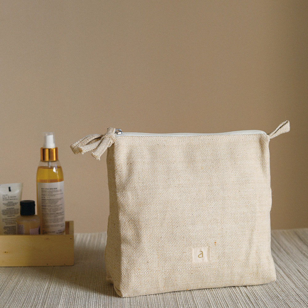 에이키코 주코 삼각 파우치 대형 11,990원