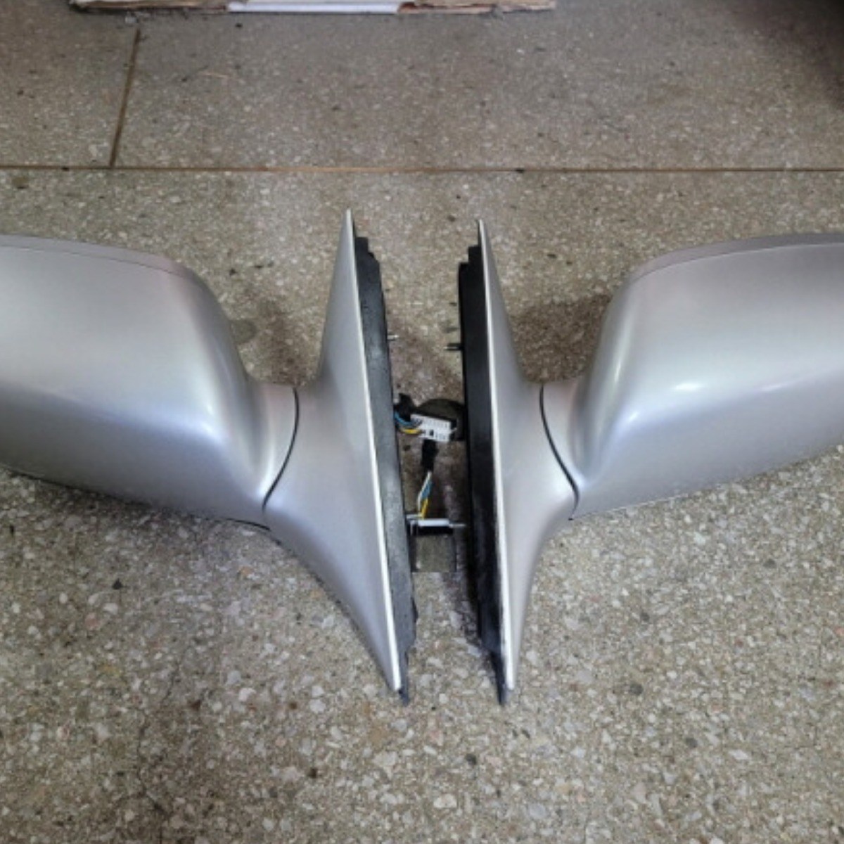 그랜저TG 백미러 그랜져TG 사이드미러 그랜저 뉴럭셔리 백미러 7핀 은색 중고, 1개 84,500원