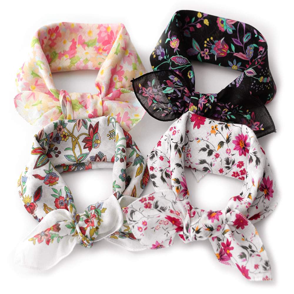 메리앤유 국산 면 소재 플라워 나염 손수건 쁘띠 스카프 4종 세트 선물 케이스 16,800원