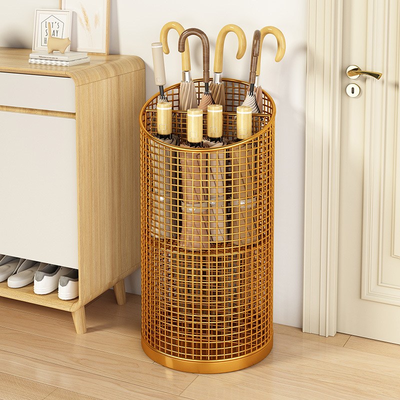 어더나 우산꽂이 원형 디자인 소형 1인가구 필수템 현관 수납, 골드, 1개 31,000원