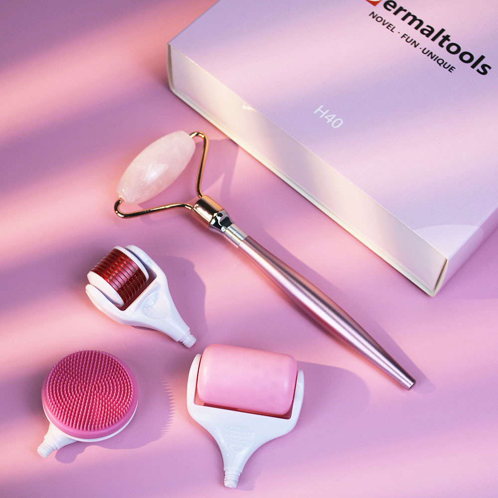 새로운 뷰티 세트: 여러 기능을 하나로 담은 교체형 헤드 옥 아이스 롤러 얼굴 세안 브러시 마사지 롤러 얼굴 관리 세트 26,750원