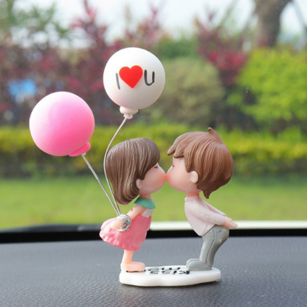 차량용 피규어 장식 인테리어, 1개, 풍선든 프로포즈커플 11,800원