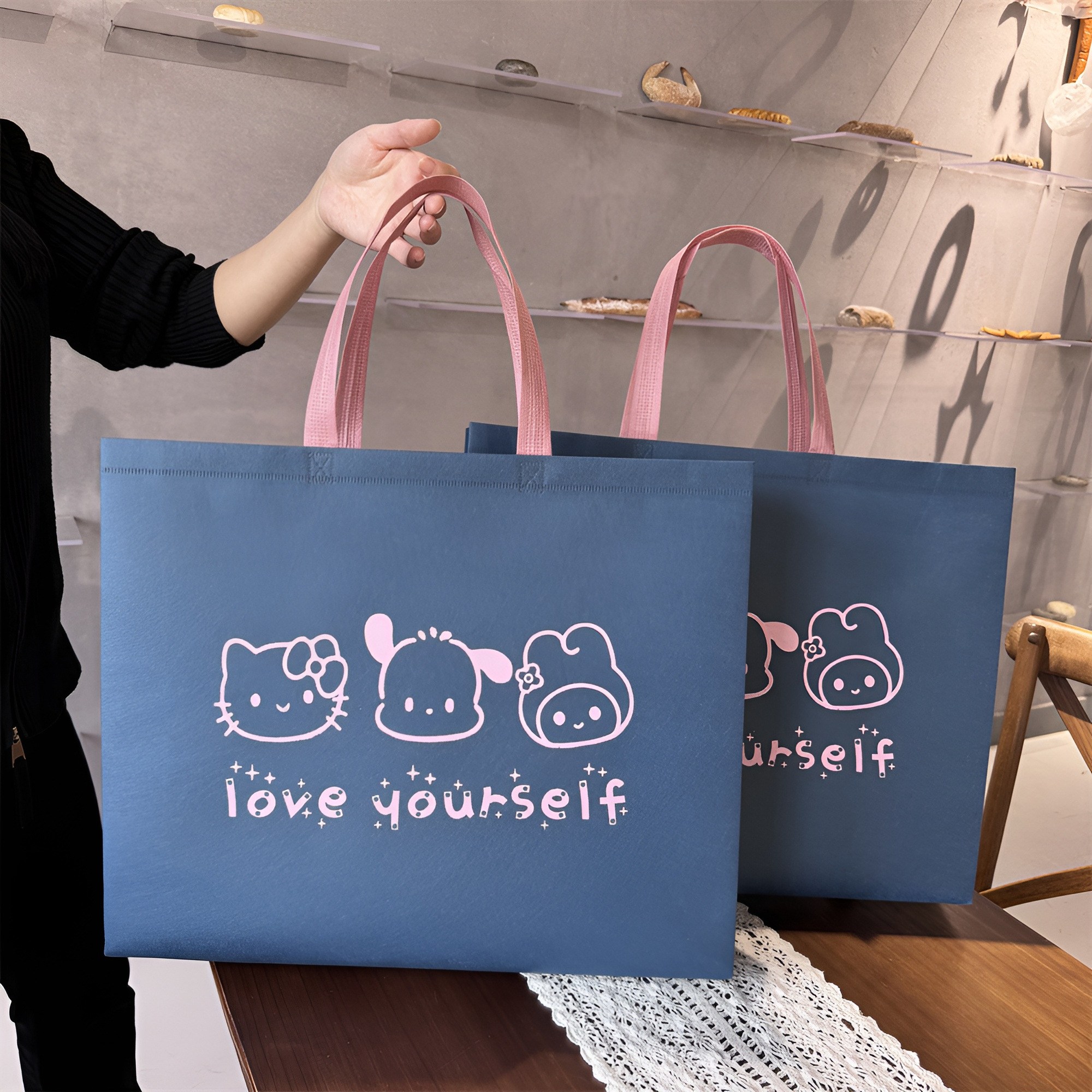 리유저블 방수 부직포 쇼핑백 큐티 KT 캣 부직포 쇼핑백, 푸른 색35*27*10CM, 10개 13,500원