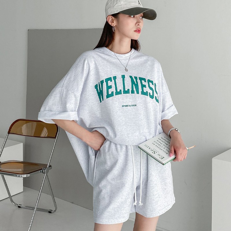 러브앤시티 여성용 웰니스 트레이닝세트 반바지세트 반팔티 반바지 상하세트 28,400원