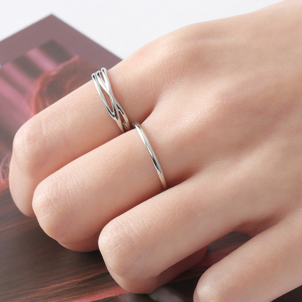 VARAM [2종세트] 물결라인 레이어드 변색없는반지 써지컬 316L 스틸 12,800원