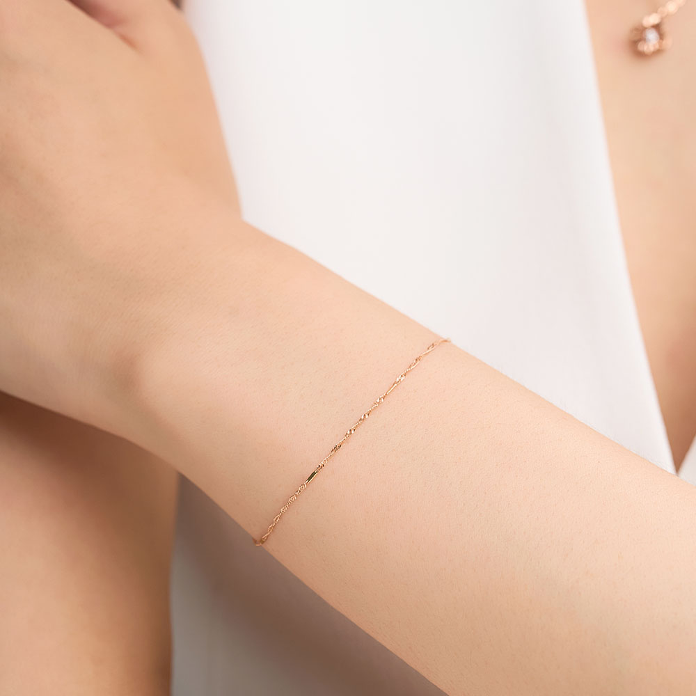 로이드 여성용 트위스트 프레스 포인트 14K 골드 팔찌 LWB25034G + 쇼핑백 179,000원