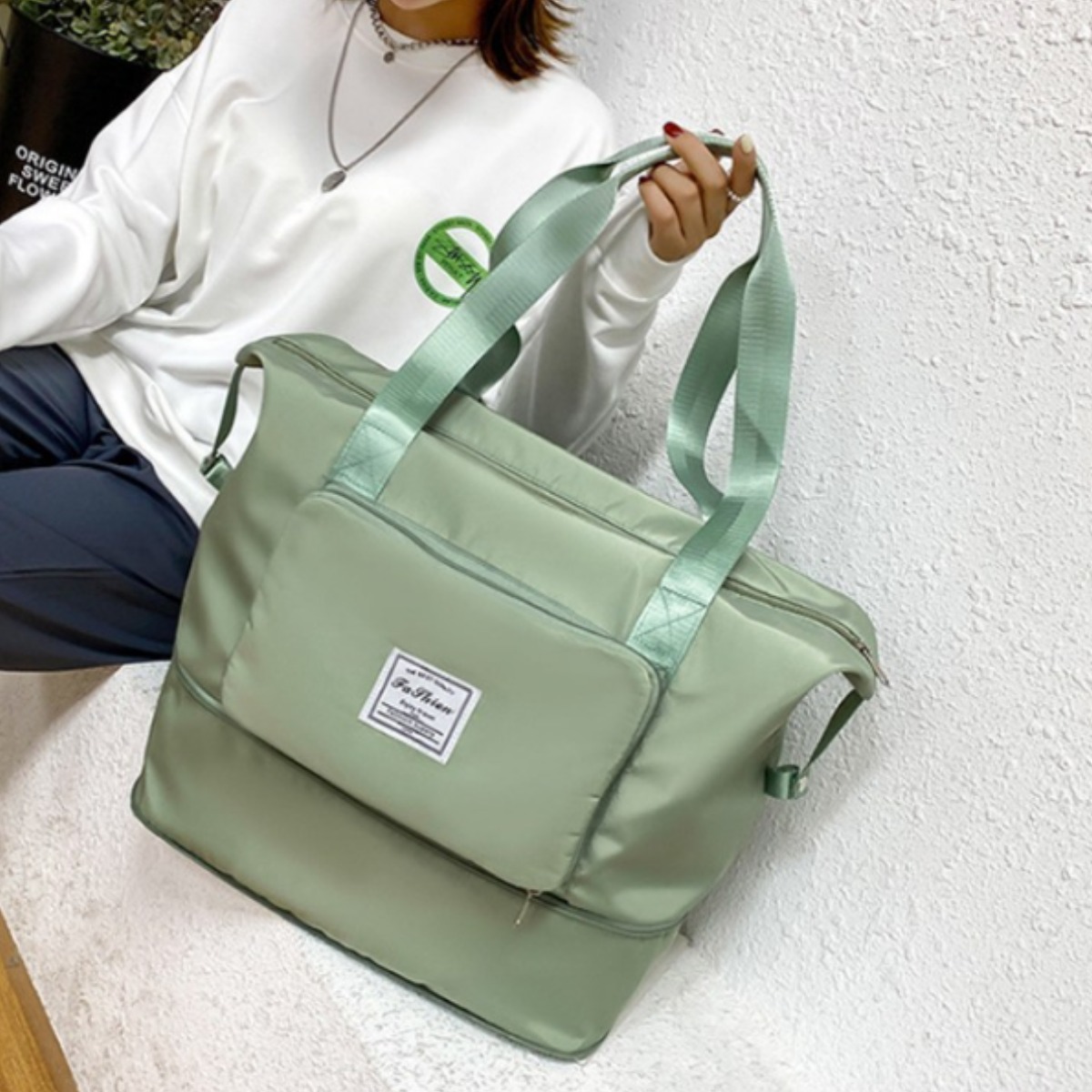 투데이리빙 대용량 확장 접이식 여행용 보스턴백 확장형 여행 보조 가방 캐리어 결합 더플백 멀티 수납 생활 방수 폴딩백 8,110원